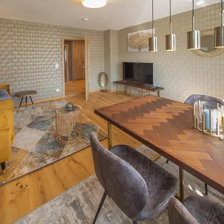 Apartment Berg